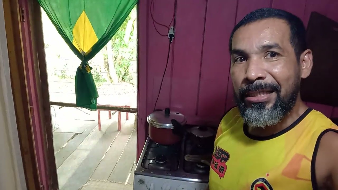 Pai mãe e chefe de cozinha hoje 😅😅😅