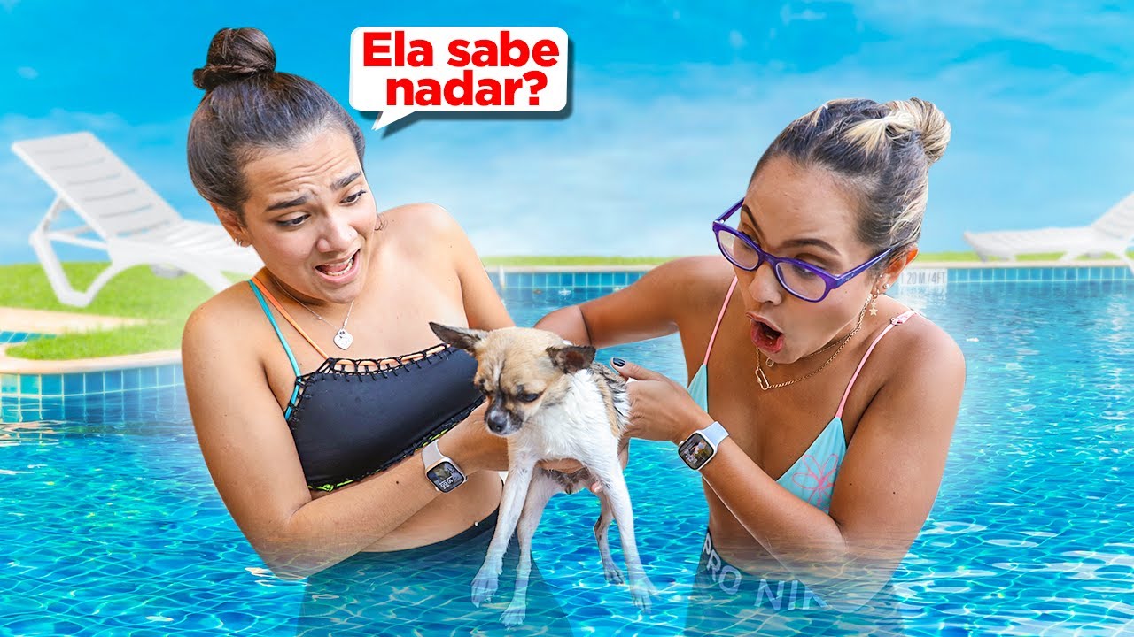 MINHA CACHORRINHA PODE NADAR? PRIMEIRA VEZ NA PISCINA.
