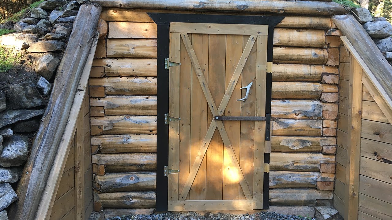 Putting Food Down for the Winter | Self Sufficiency | Gardening | Root Cellar | Foraging