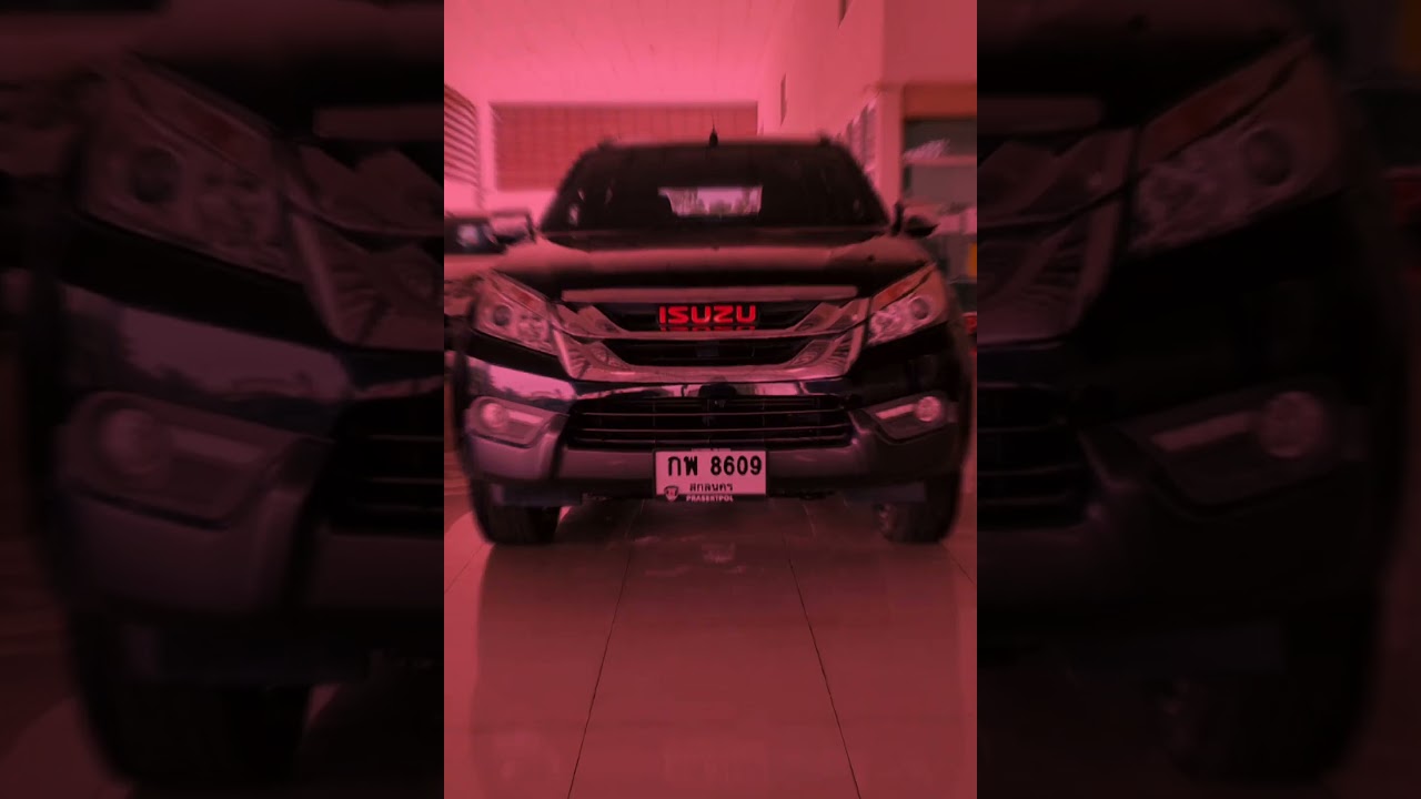 Isuzu MU X 2 5 VGS DVD Navi 2WD 2015