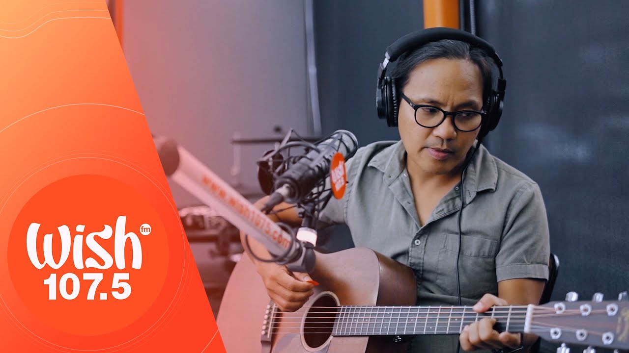 Ebe Dancel performs 
