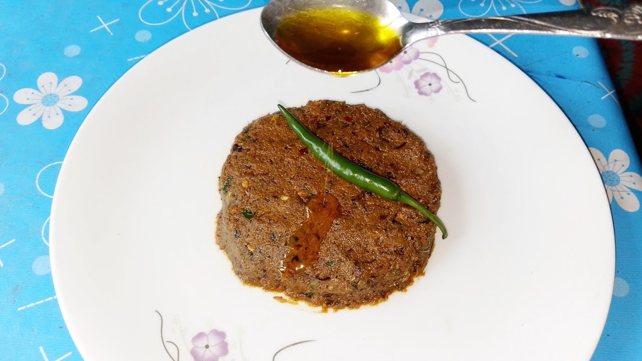লোভনীয় স্বাদের পুটি মাছের ভর্তা গরম ভাতে ছোট বড় সবাই পছন্দ করবেll Puti Macher vorta recipe 😋😋