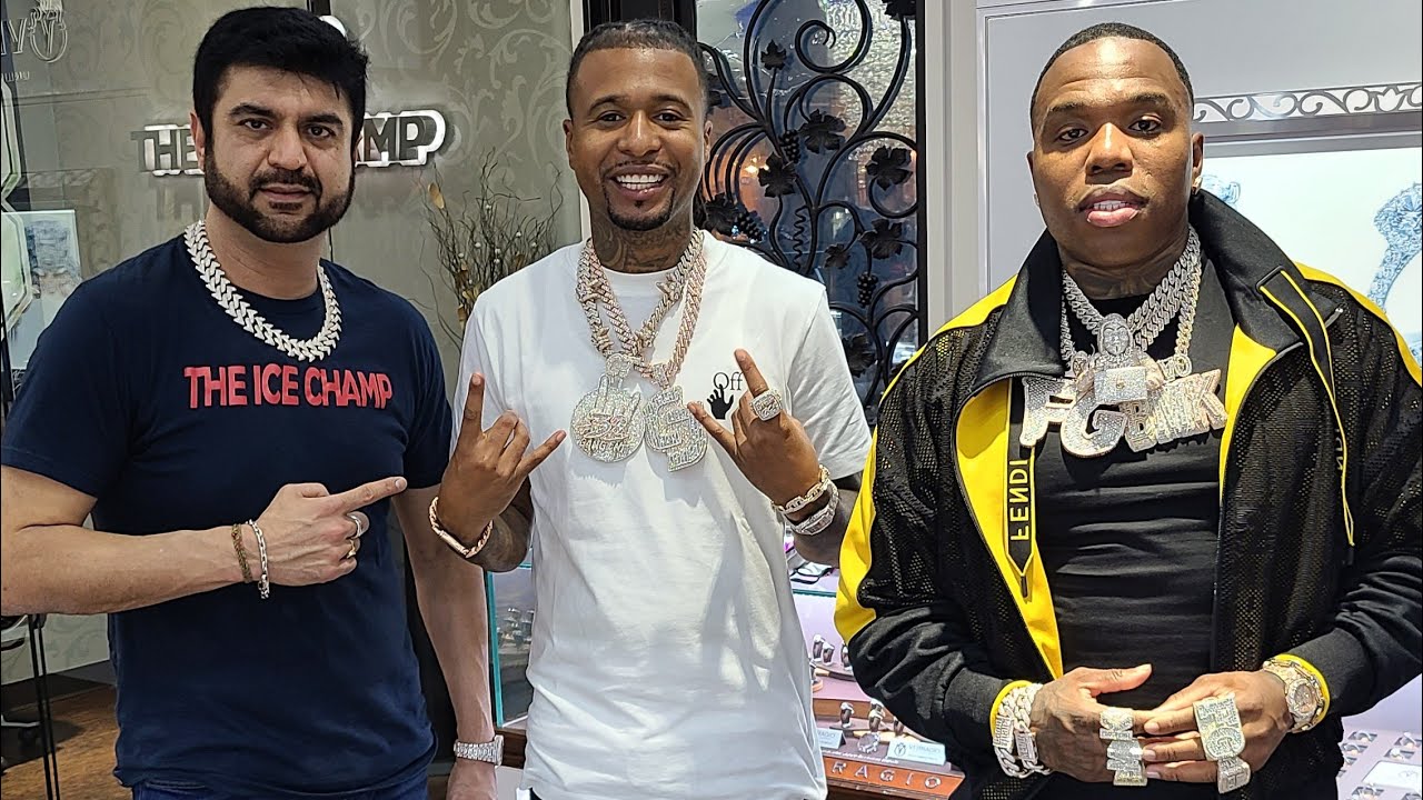 CJ_ON_32S AND BANDMAN KEVO SPEND A MILLION DOLLARS AT THE ICE CHAMP