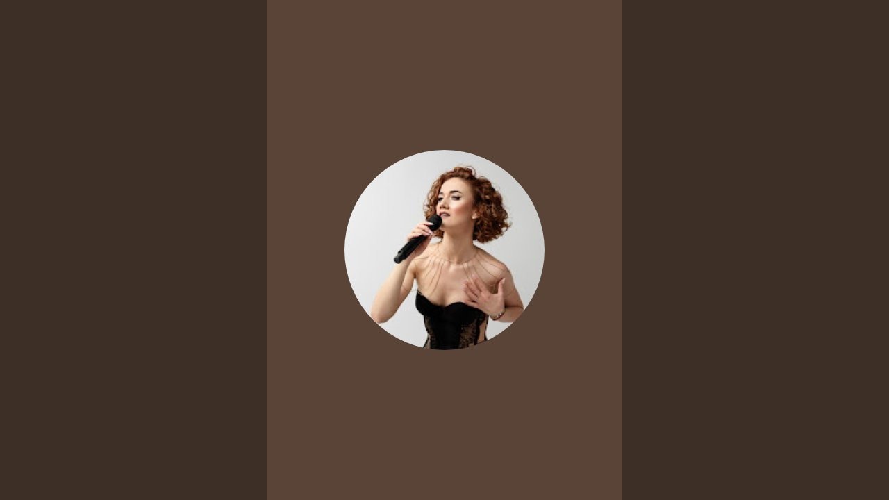 Alexandra Craescu este live!