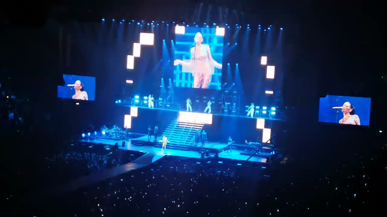 Elodie Due Live Milano Forum 12.05.2023