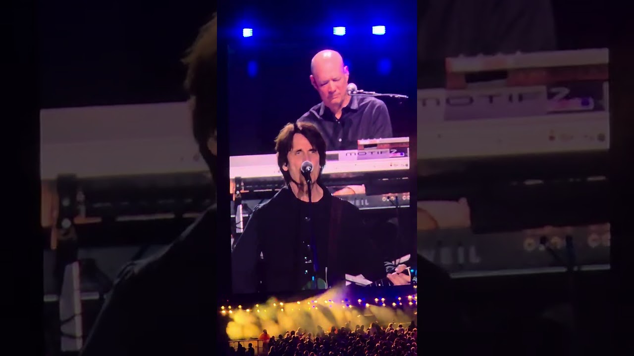 Paul McCartney Live thru Jumbo Screen at Allegiant Stadium 10/04/25