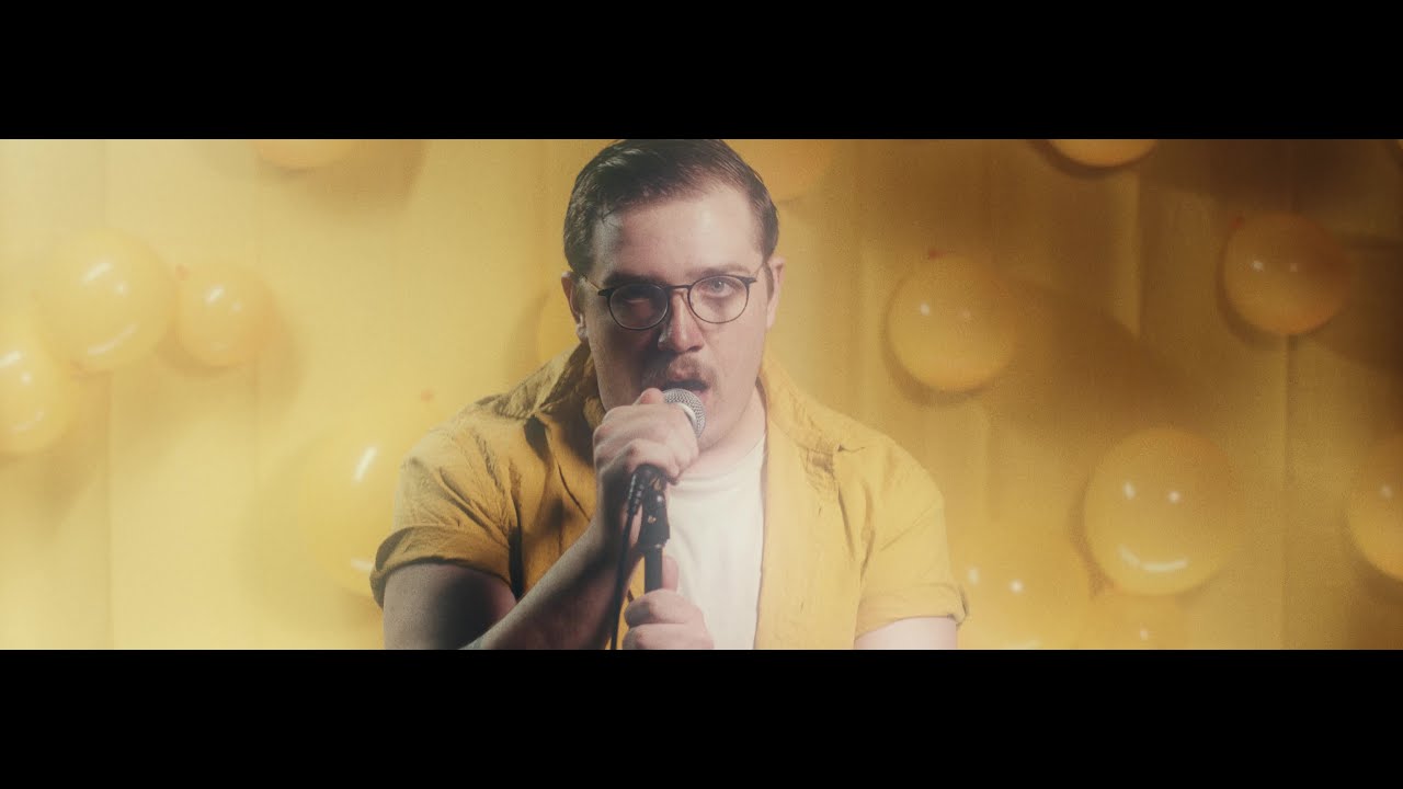 Bouquet - Curtain Call (OFFICIAL MUSIC VIDEO)