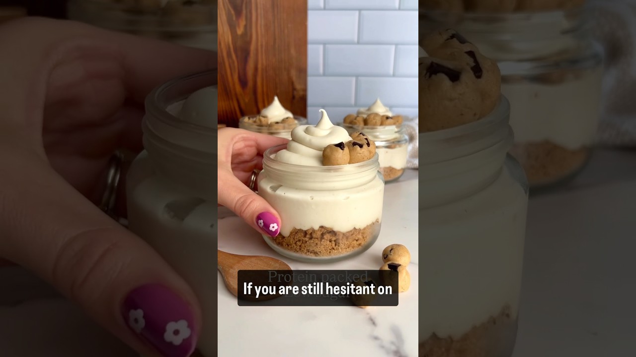Cupe de mousse cu br&acirc;nză de vaci &icirc;n 8 moduri acum! Bogate &icirc;n proteine, fără gluten, cu conținut scăzut de zahăr și hrănitoare!