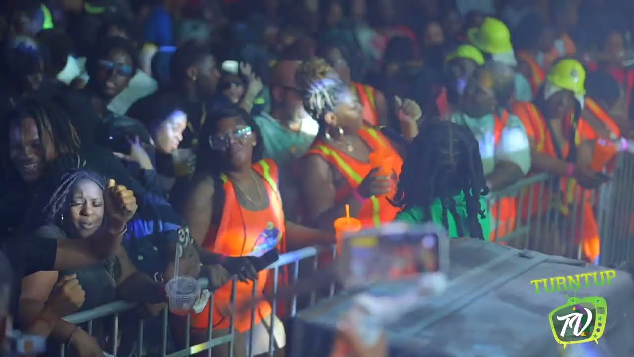 Litle Boy & Quan Dan at Bacchanal Friday Statia (LIVE)