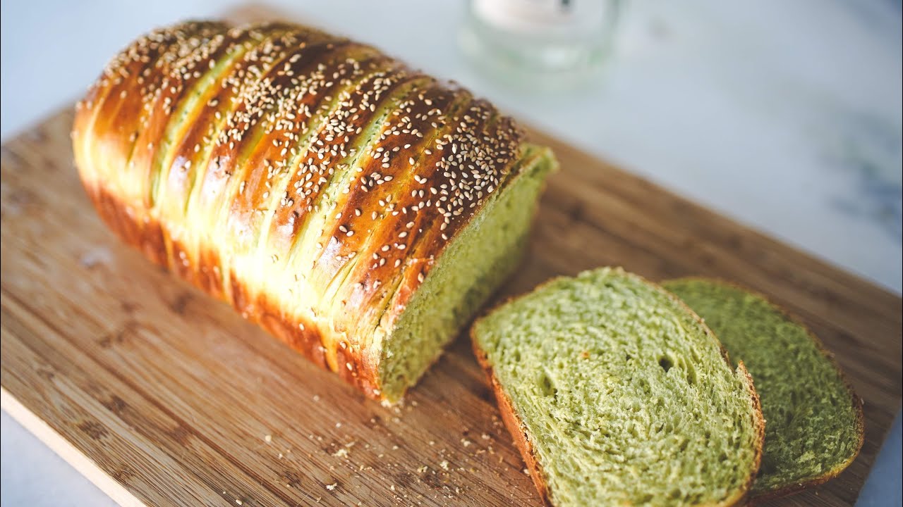 Japanese Matcha Milk Bread | Moist and Fluffy!