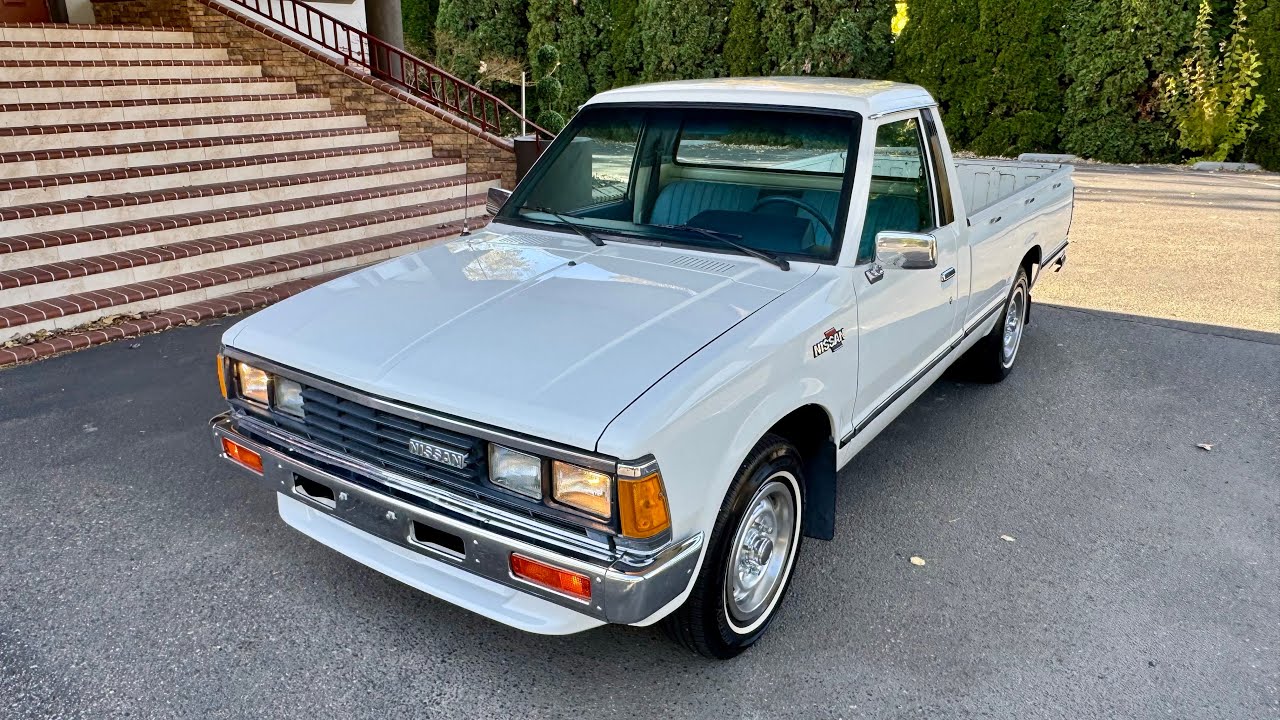 1983 Nissan 720 pickup walk around 