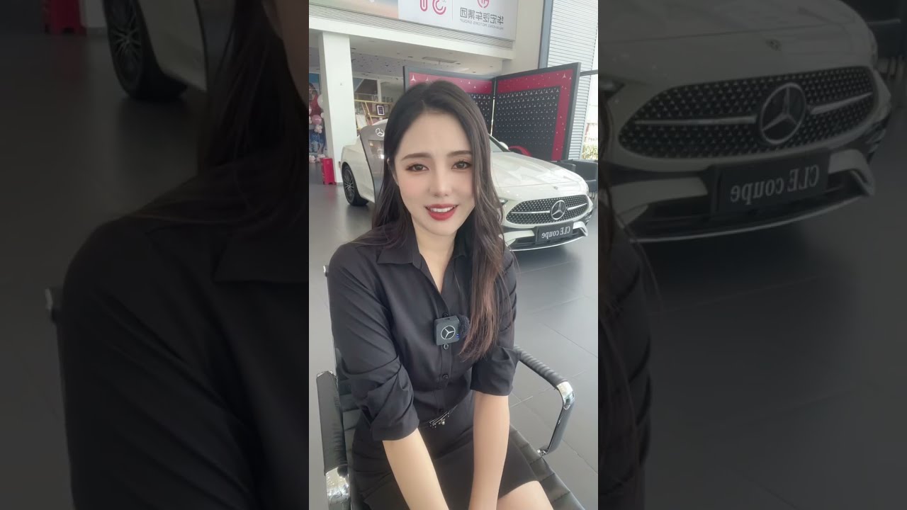 [ Staring contest | Eye contact ] 奔驰赣州华宏之星2509011332