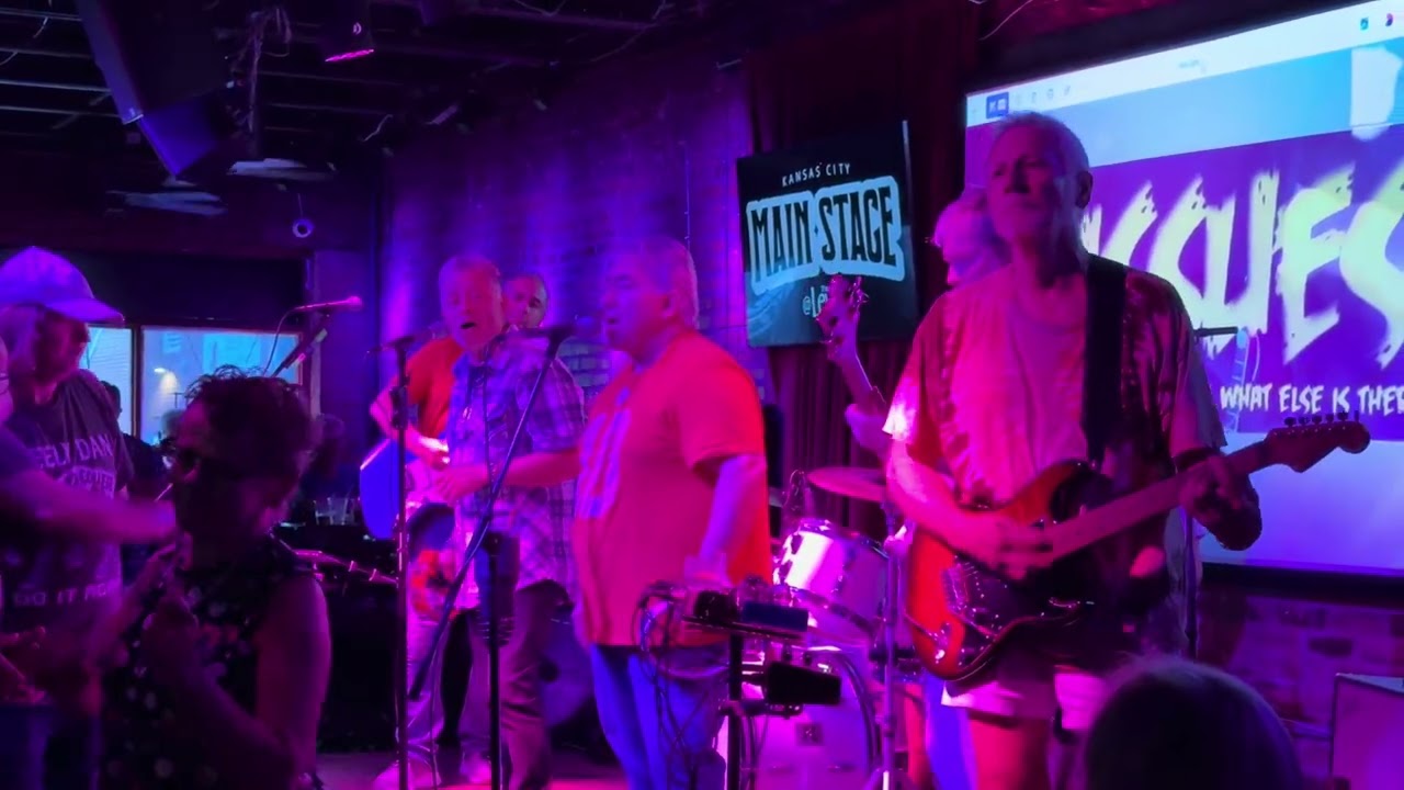 @IssuesKCClassicRockBand Feel A Whole Lot Better by The Byrds at The Levee