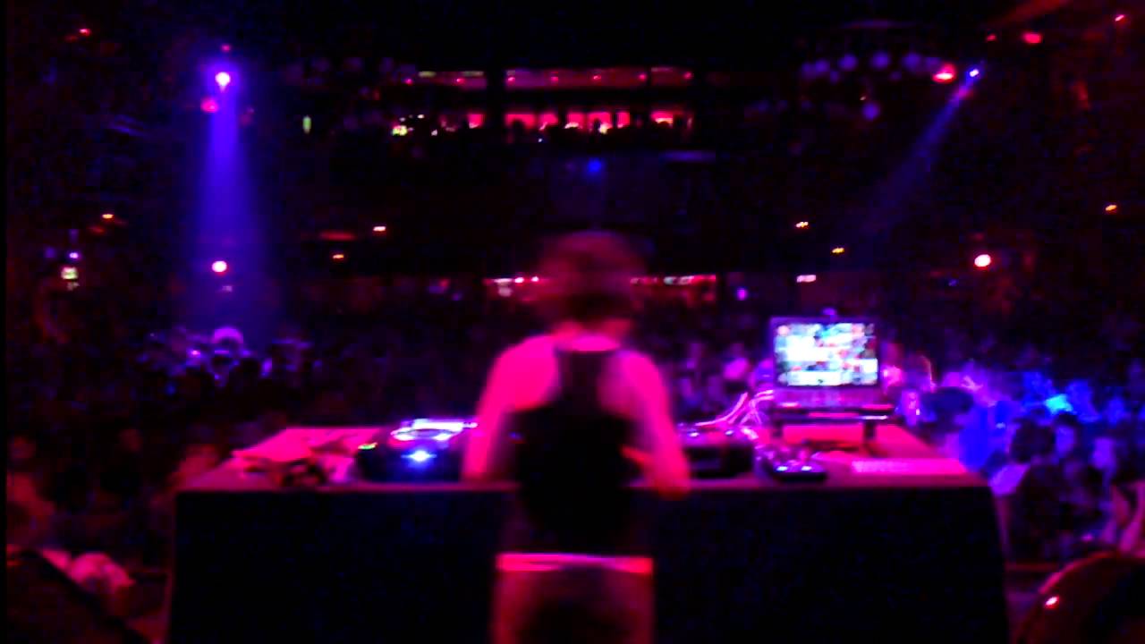 Dj Mamayé en Caníbal-Apolo