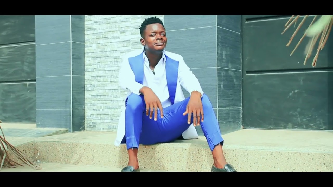 Joli Junior franck Sakpata clip officiel