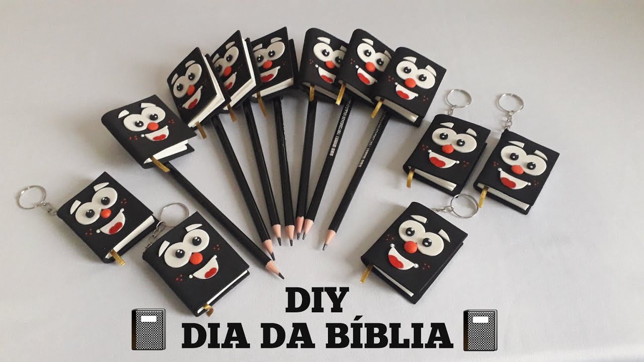 DIY: LEMBRANCINHA DIA DA BÍBLIA: PONTEIRA E CHAVEIRO BÍBLIA.