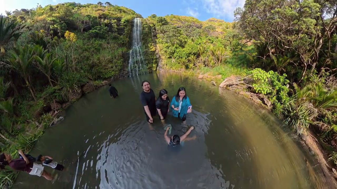 Team Ricabar NZ goes to Karekare