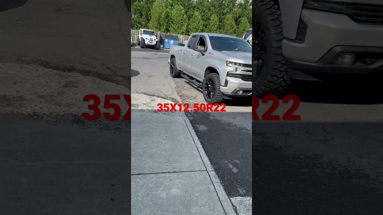 2020 Silverado RST on 35sss and 22sss!! It Fits No Rub w/ 2.5 leveling kit!!
