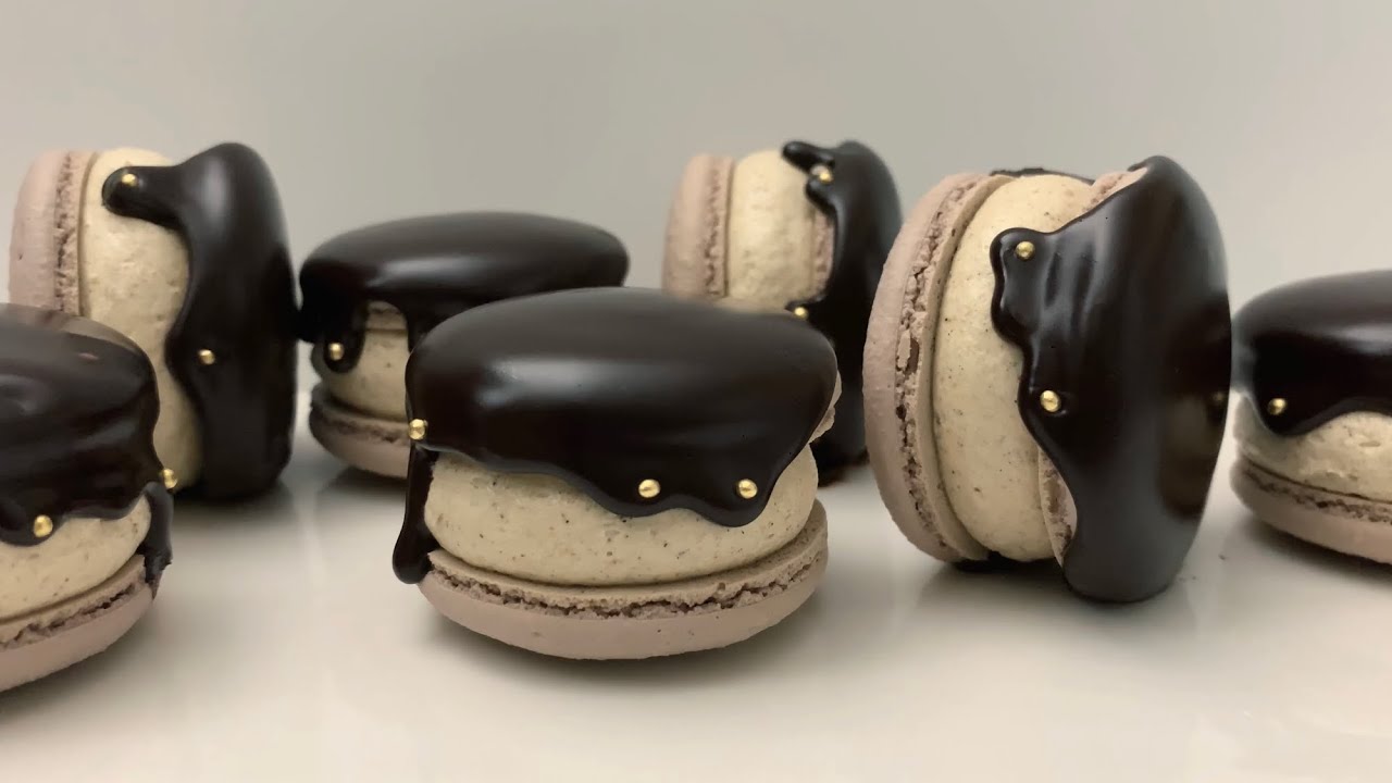 미숫가루 초콜릿 라떼 마카롱(Powder made of mixed grains chocolate macaron)