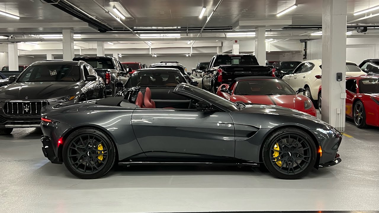 2022 Aston Martin Vantage Roadster - Revs + Walkaround in 4k