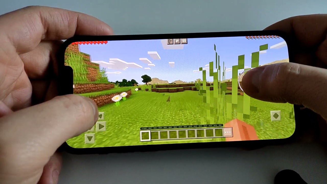 MINECRAFT Mobile - iPhone 12 | 60 FPS