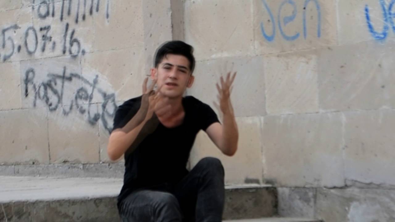 Dogukan Atay & Feryat A.K.A eX & ÇaReSiZ -Gördüğüm Bu Halisler-(Official Klip) 2016