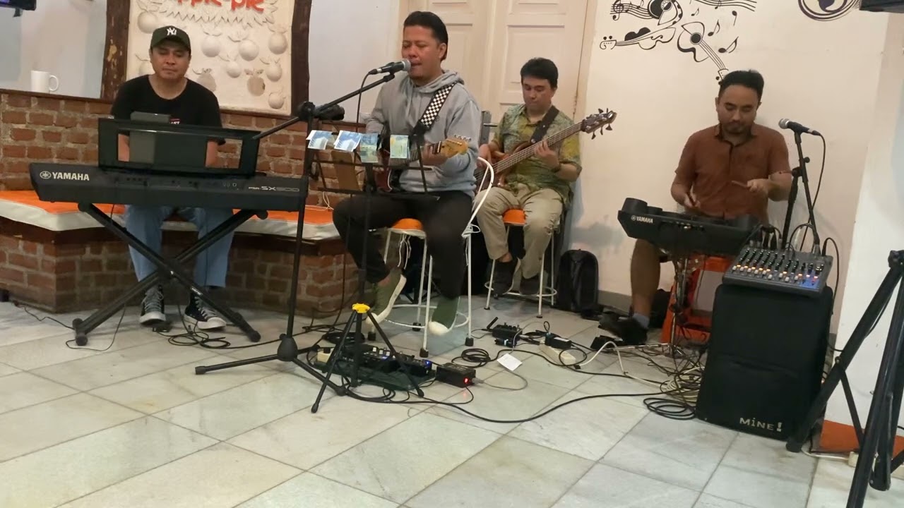 OneFeel ApplePie gig - Yang Terlupakan