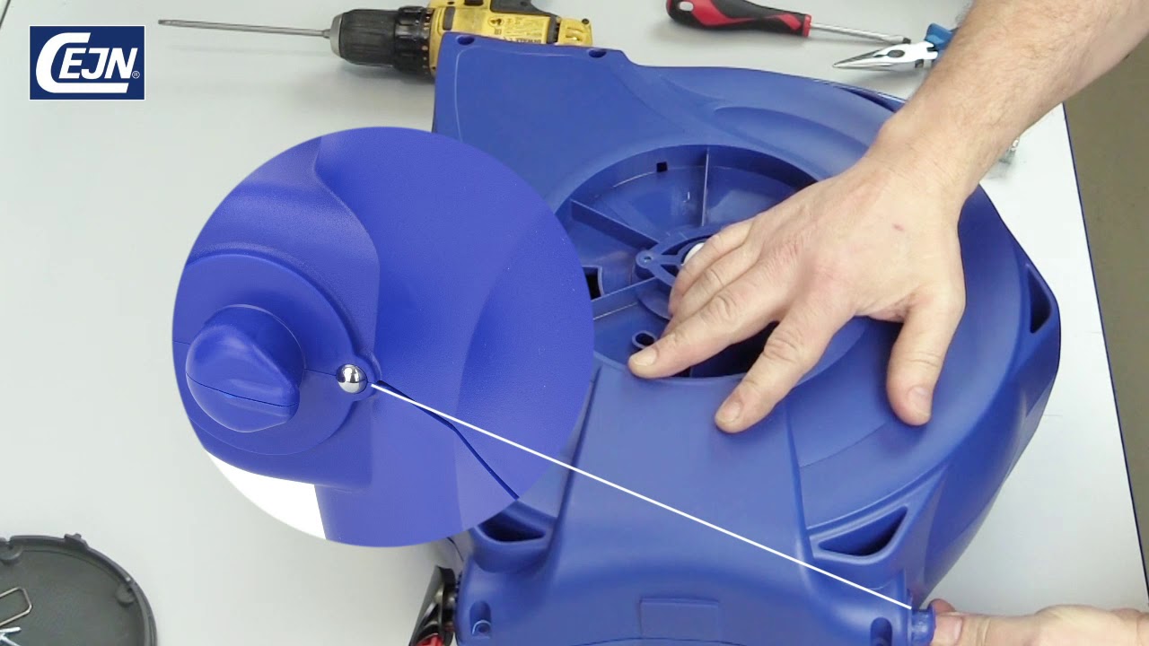 How to replace a worn-out brake shoe - CEJN SafetyReel