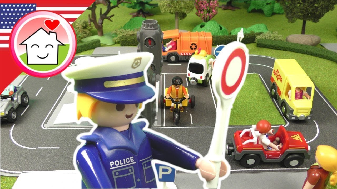 Playmobil English Lena Gets Her Driver’s License - The Hauser Family