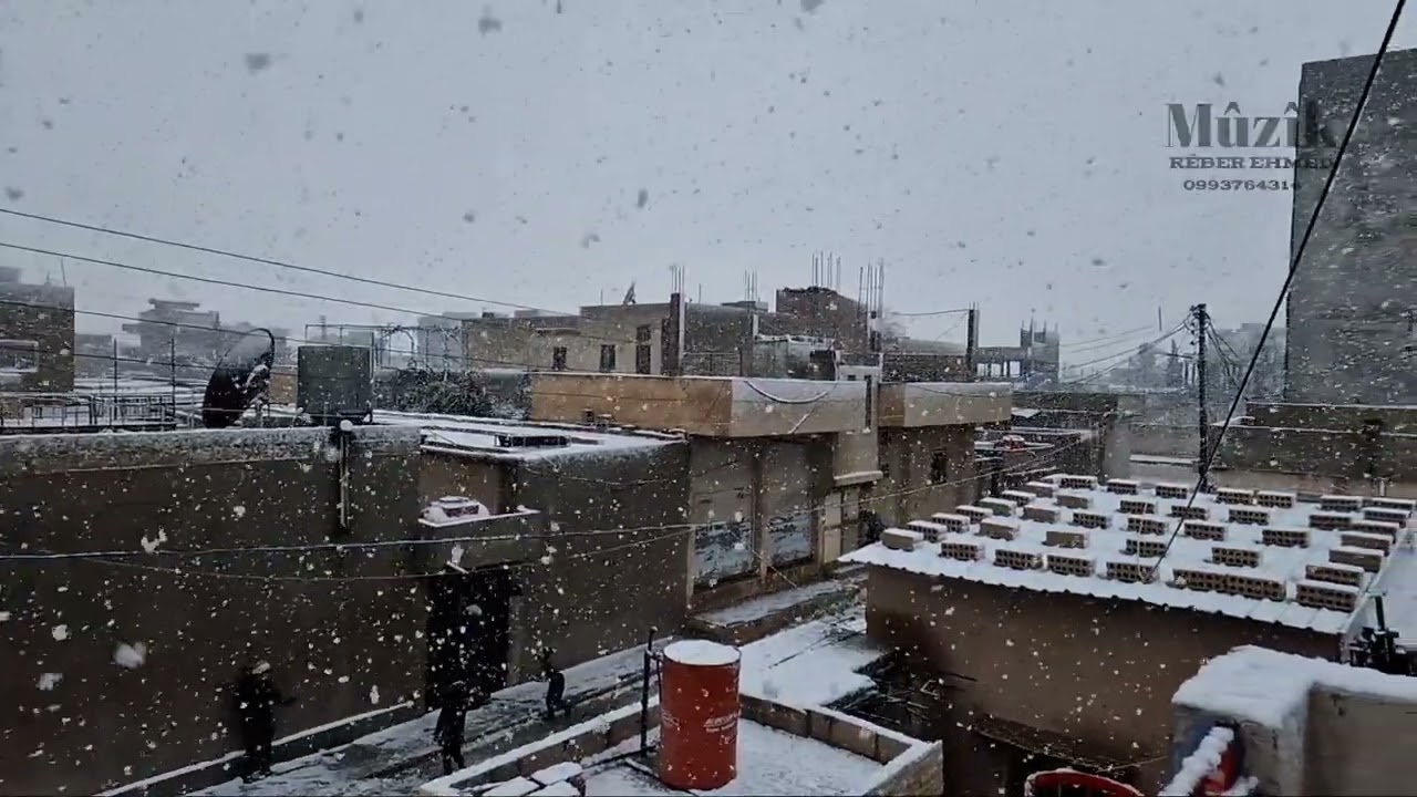 اجواء رائع مع ثلج في مدينة عامودا بصوت الفنان ريباز جولي عامودا ميوزك ريبر  4. 2 . 2023
