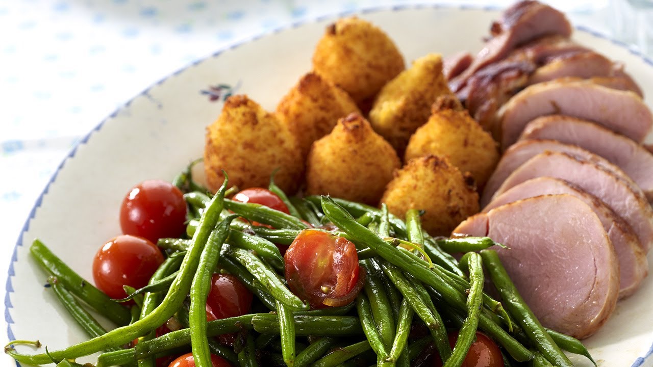 Varkenshaasje met mosterdsaus en sperzieboontjes