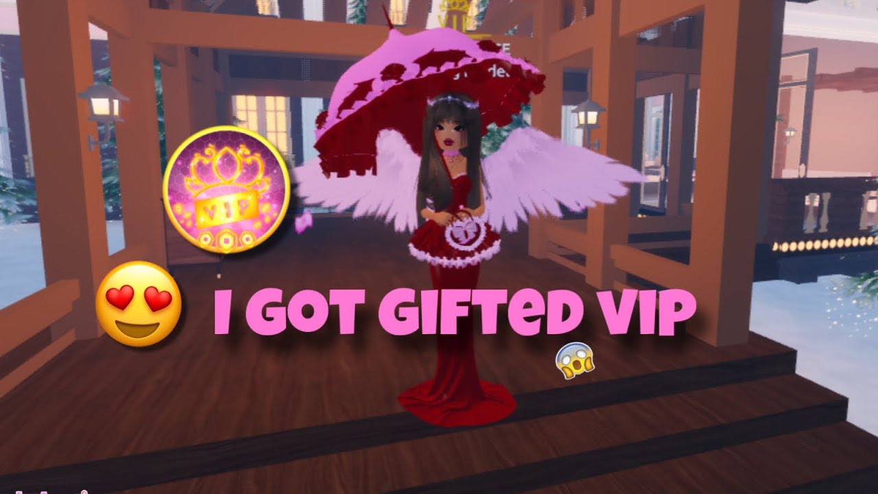 Someone gifted me VIP (dress to impress)