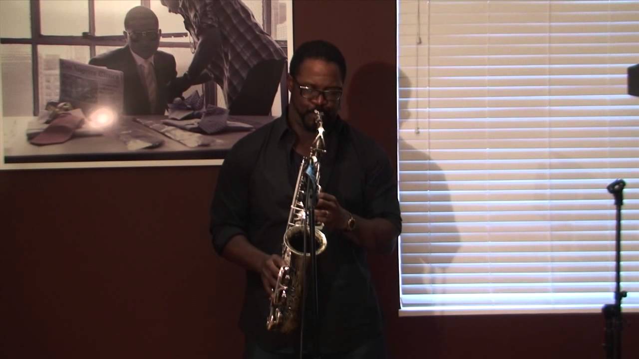 Smooth Saturdays with Aysha guest Everette Harp