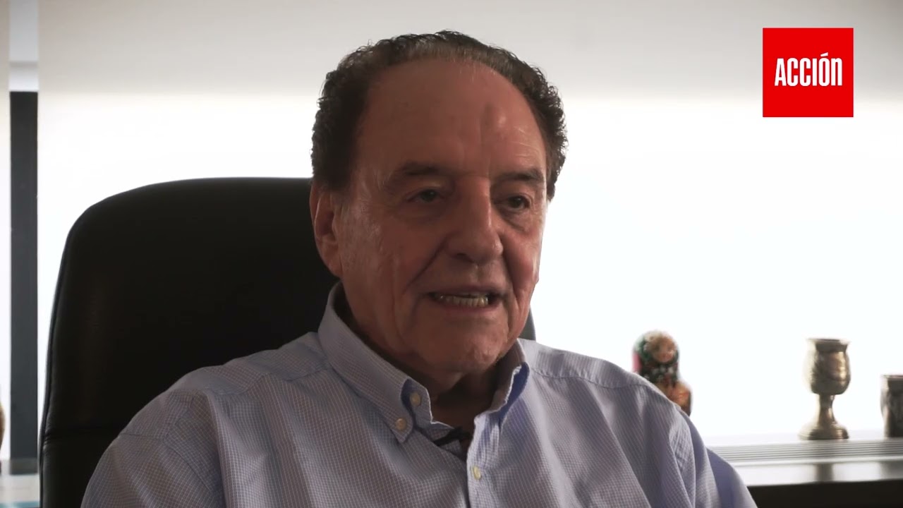 Carlos Heller. Un mundo rico que fabrica pobres