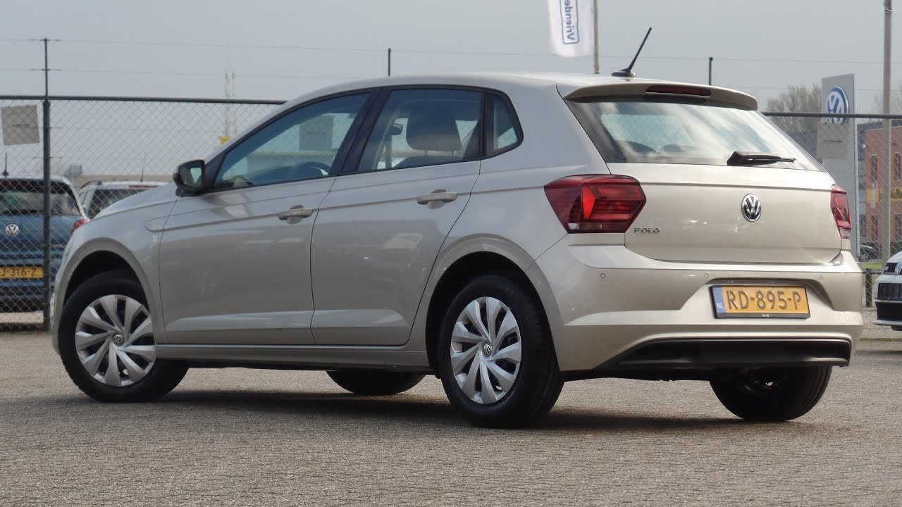 Volkswagen NEW Polo 2018 Comfortline Ivory Silver metallic DSG inside outside detail