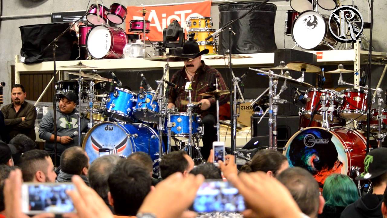 RELAMPAGUITOS Y JOSE LUIS AYALA UN RINCONCITO EN EL CIELO