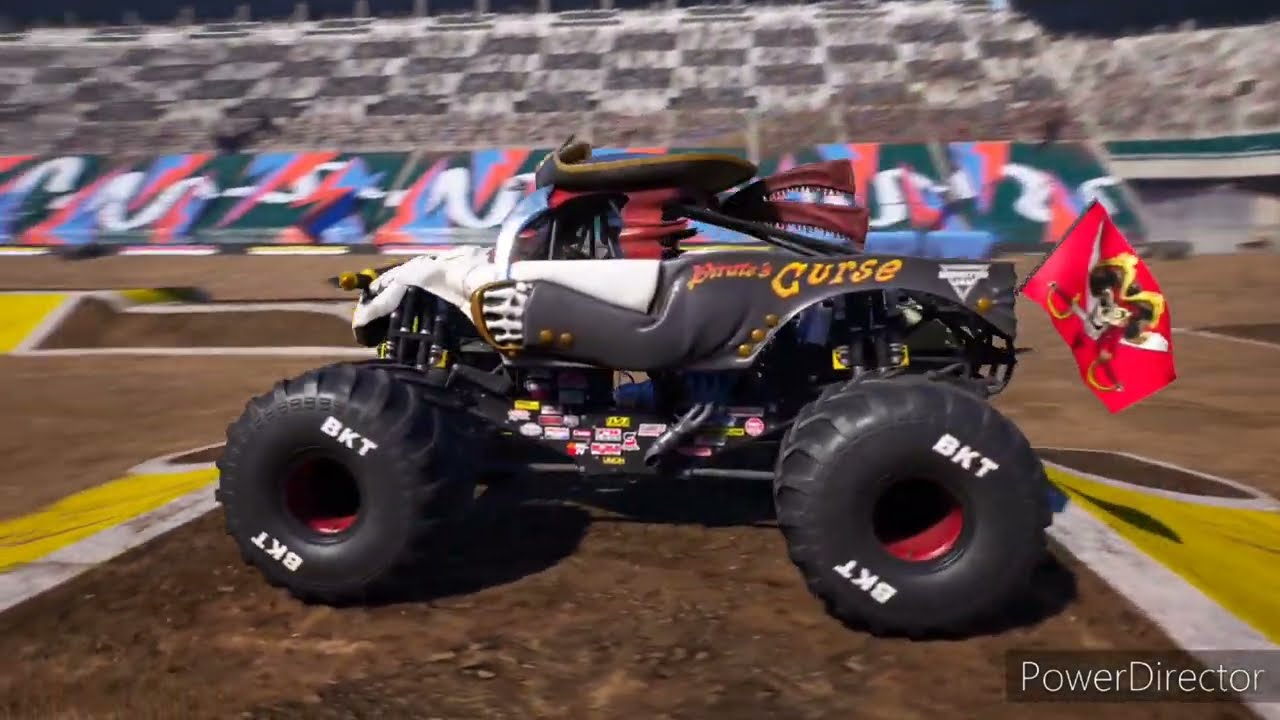 Monster Jam Showdown Pirates Curse Freestyle