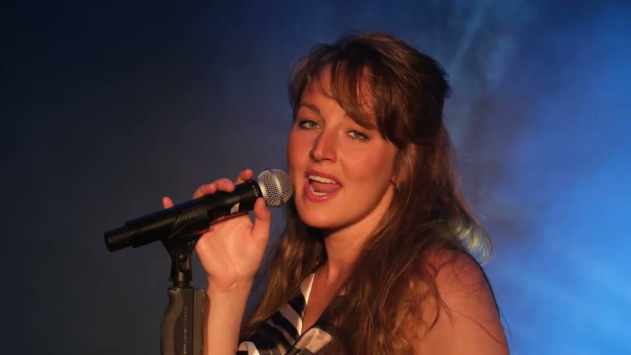 Grace Hazard - Little Talks