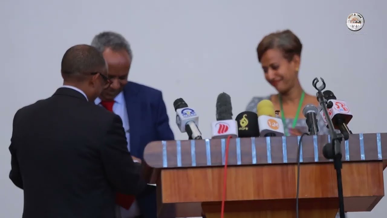 ''ሓደ ማሕበረሰብ ሓደ ብሩህ መፃኢ''