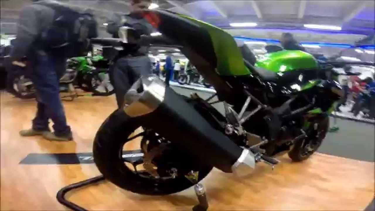 KAWASAKI Z 250 SL - #MotoReview - MOTOMOTEROS