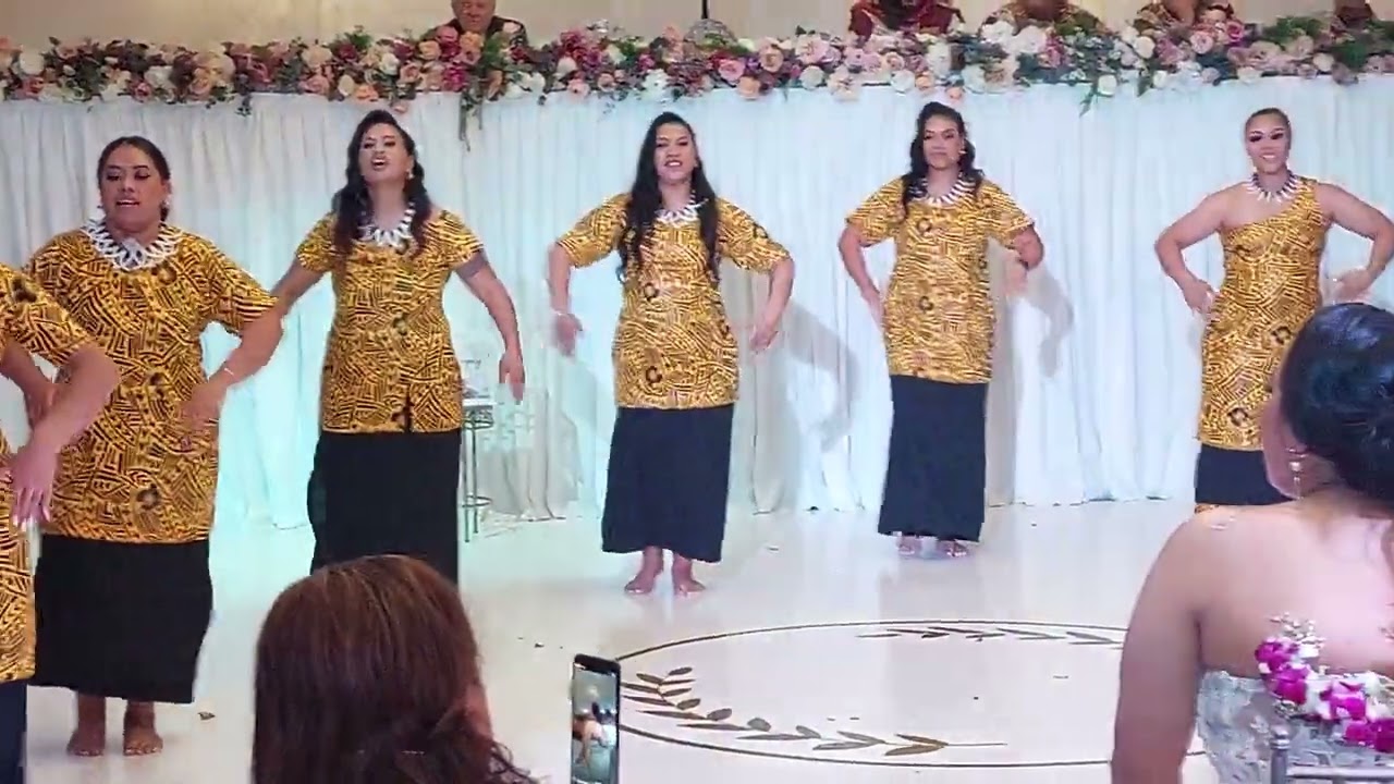 Vanu's and Tuafale's girls (Rosalia wedding)👏👏❤❤