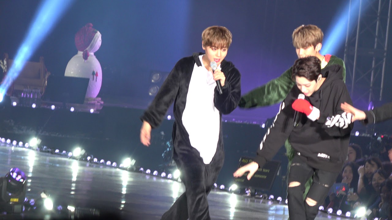 2017.12.24. Wanna One 2nd 부산 팬콘 Twilight+캐롤 일부 박지훈 직캠