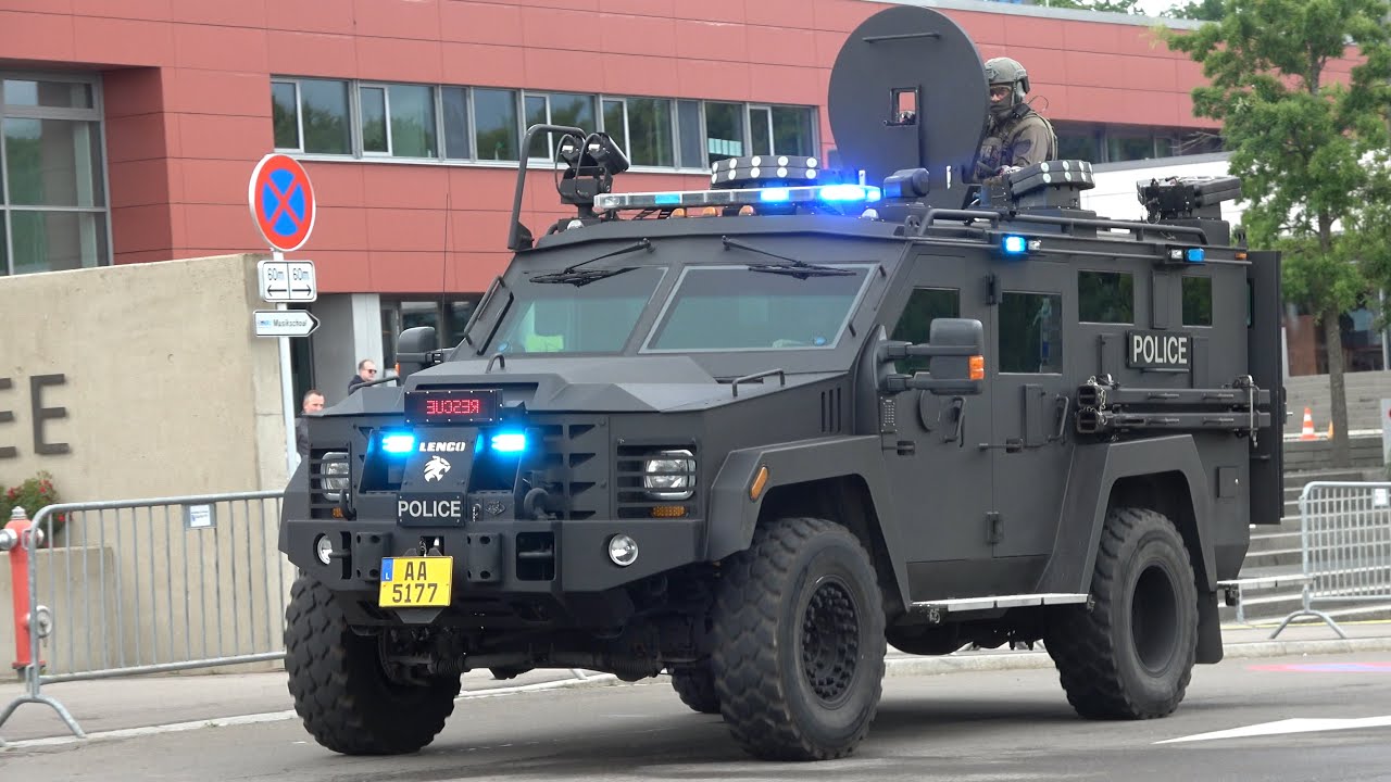 LENCO BEARCAT! USP Special Units Police Luxemburg in action at Police Day! #1663