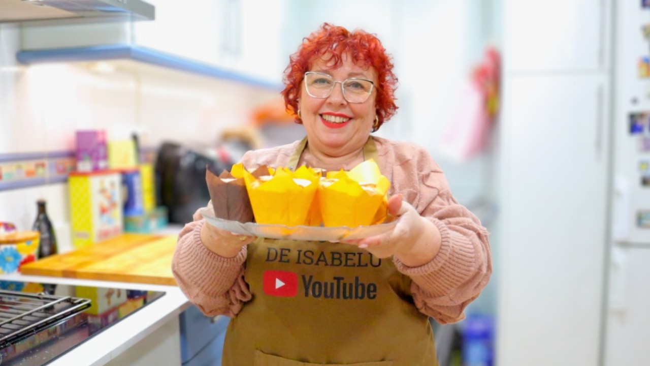 ¡Solo 3 INGREDIENTES! Las magdalenas MÁS ESPONJOSAS del mundo 😱🧁