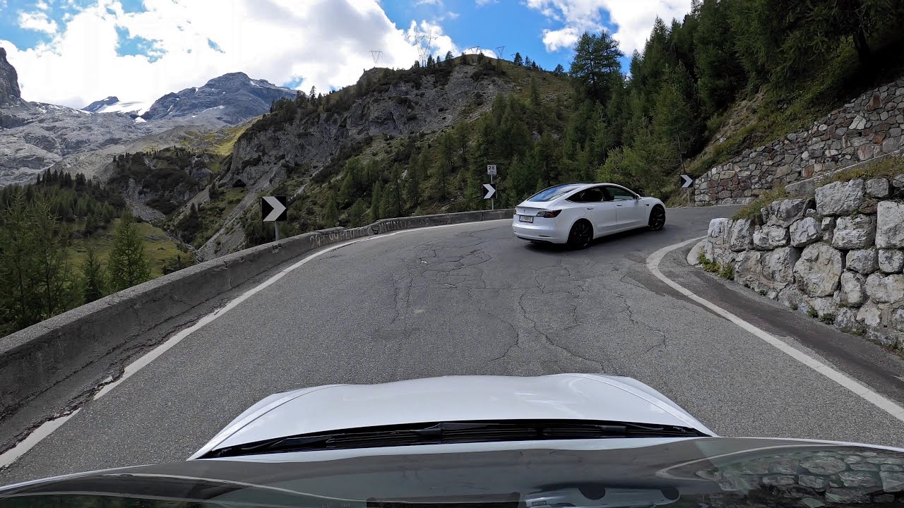 Two Tesla Model 3 on the Stelvio Pass