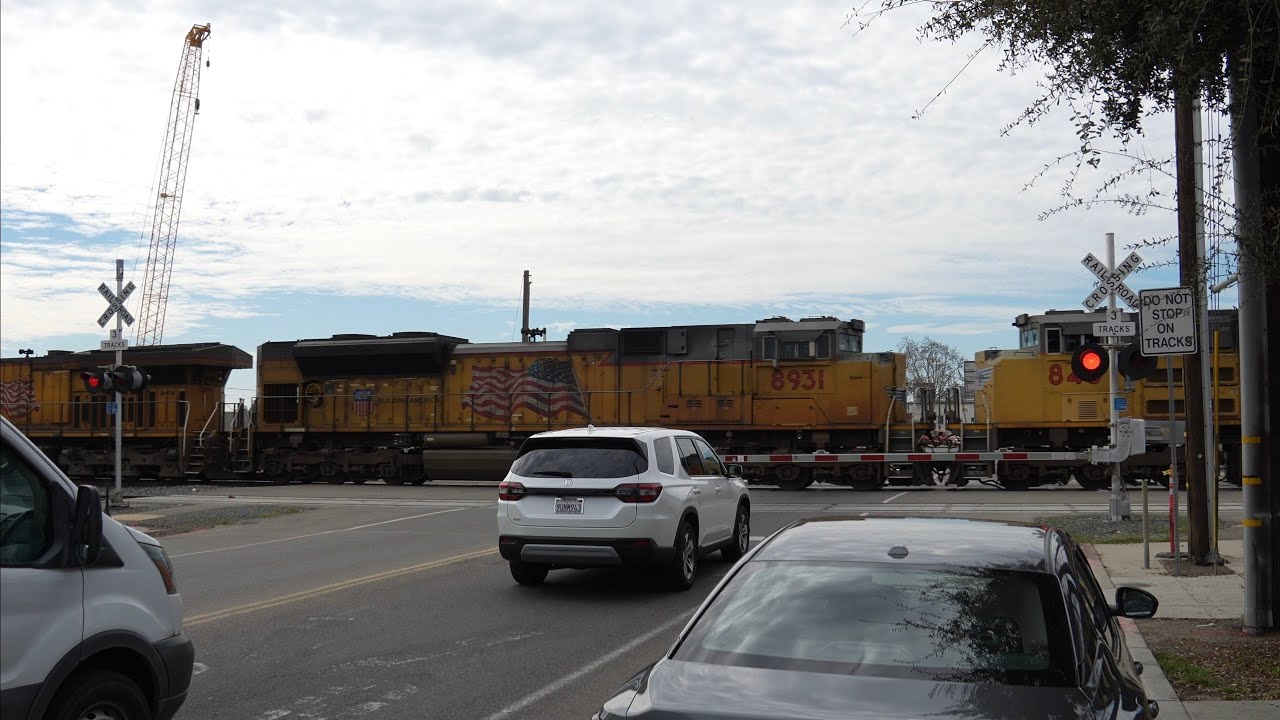 UP 7300 Coal Train South | Mono St. Railroad Crossing, Fresno CA