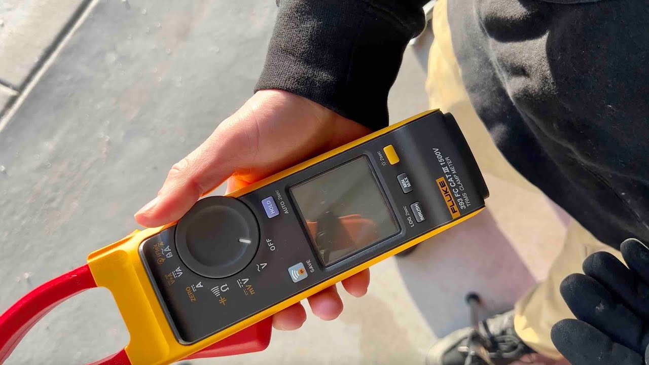 Fluke 393 FC Ultimate Solar Clamp Meter Review