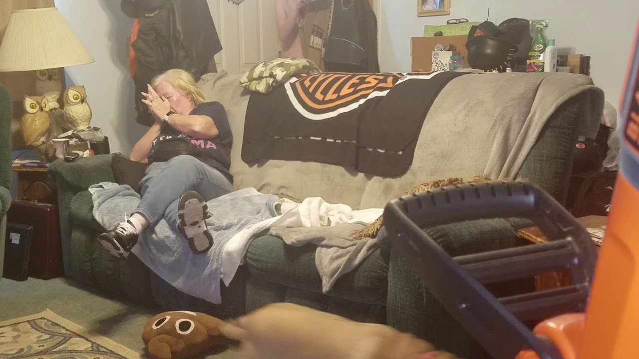 Liquid A$$, fart spray prank on my mom