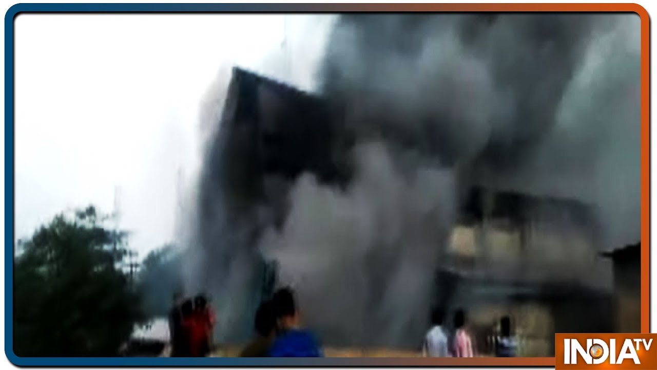 Gujarat: Fire breaks out in a cloth factory in Pandesara, Surat