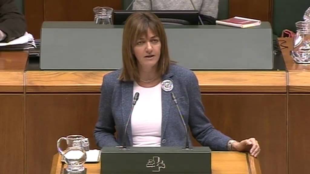 Idoia Mendia defiende la reforma de la #LTH para mejorar la eficiencia de las administraciones